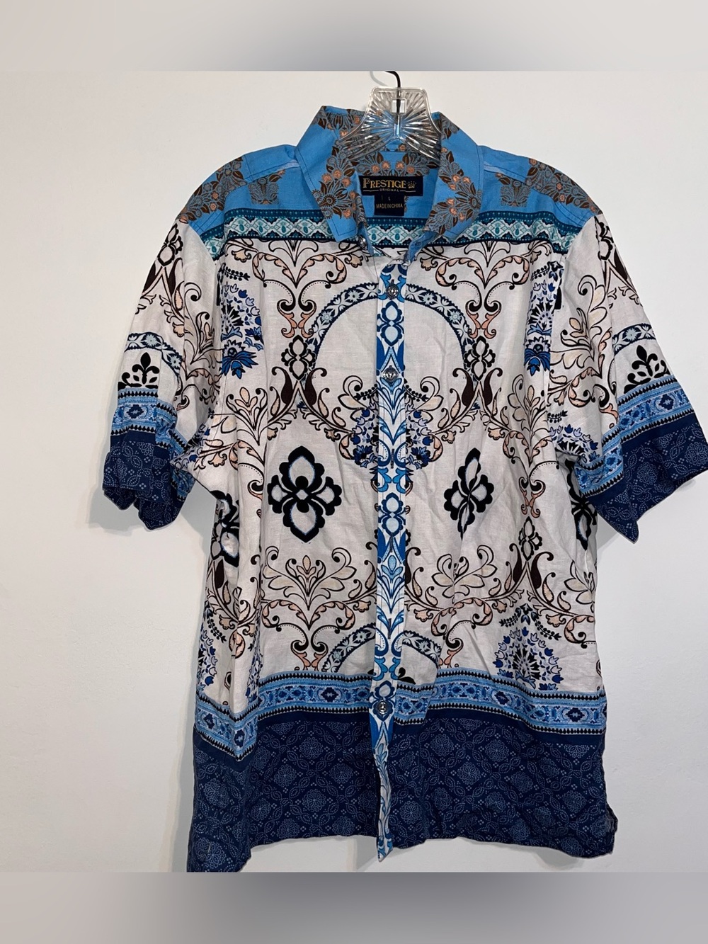 Men’s Blue Patterned Short Sleeve Button-Down Shirt